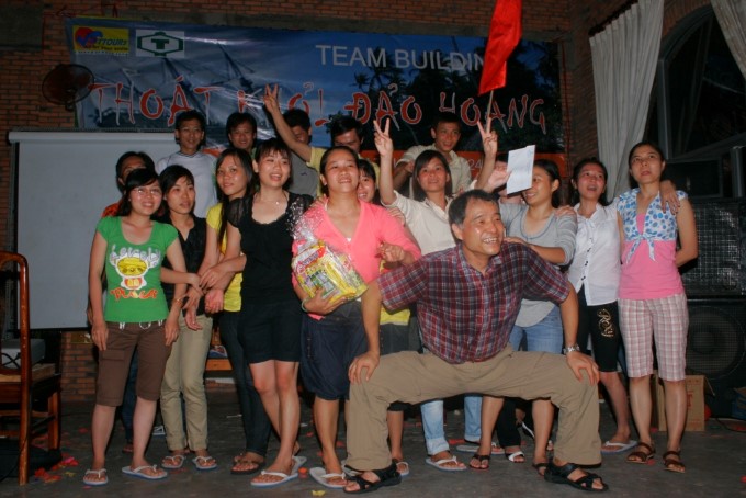Teambuilding Thoát khỏi đảo hoang